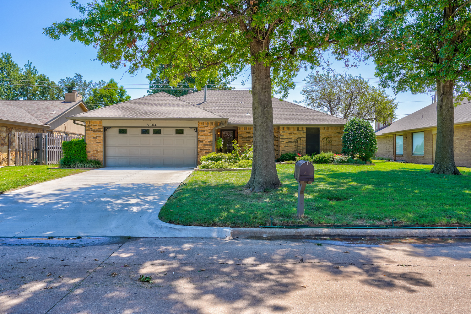 11403 Ashford Drive Yukon, Oklahoma 73099 Nested Tours